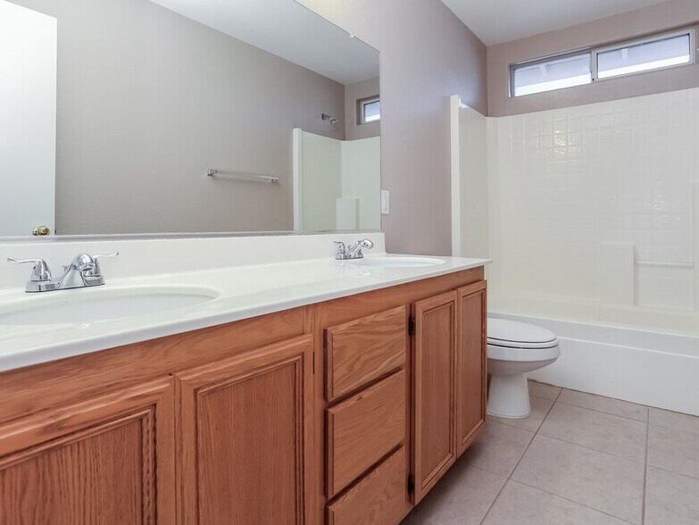 Building Photo - 8800 Happy Pines Ave