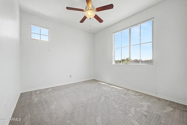 Building Photo - 1575 W Marlin Dr