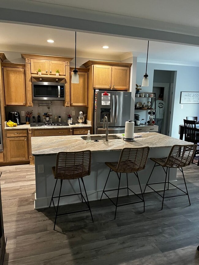 Building Photo - Immaculate Home built in 2022