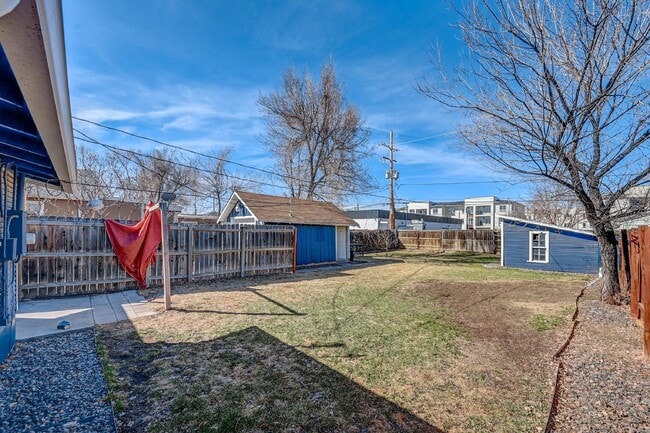 Building Photo - $2,200 - 2 Bed, 1 Bath Home in Englewood w...