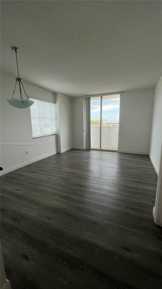 Building Photo - 3000 Coral Way