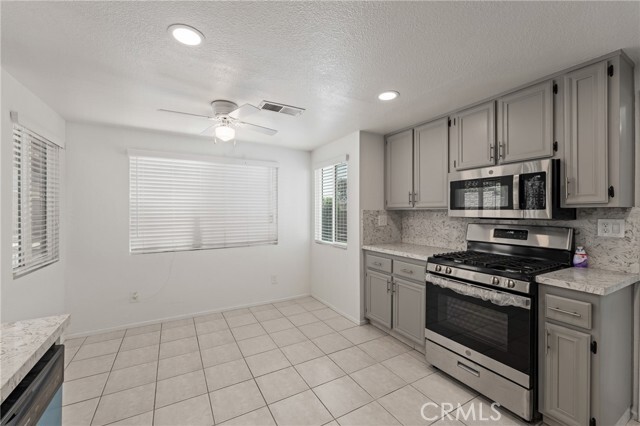 Building Photo - 10088 Sand Crest