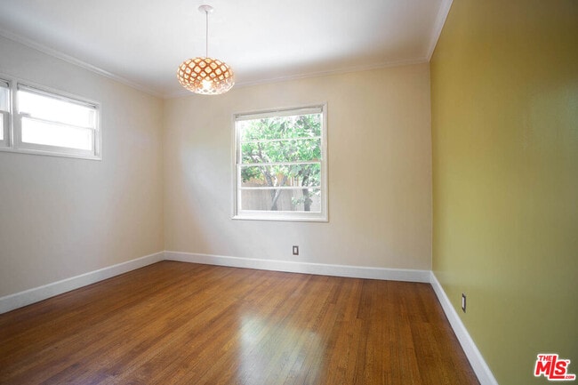 Building Photo - 1337 Westerly Terrace
