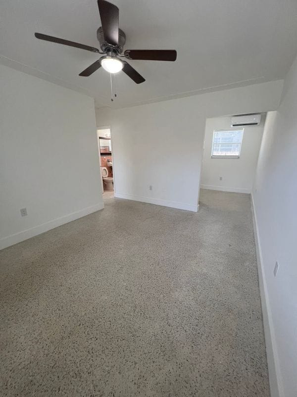 Building Photo - 3085 W Flagler St