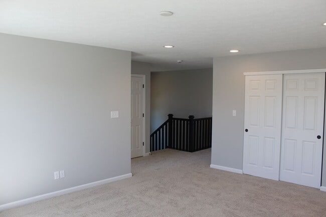 Building Photo - Move in Ready Beautiful 4 BR in Brownsburg!