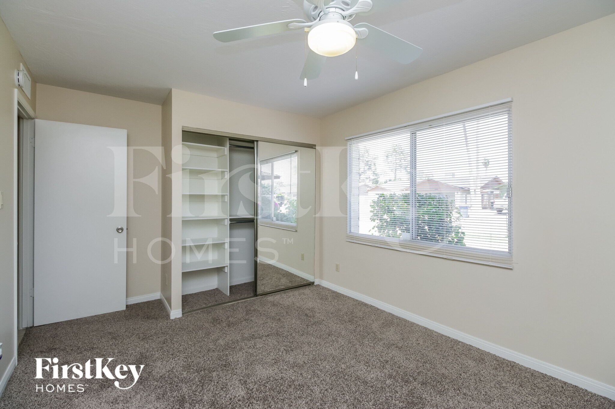 Building Photo - 813 E Todd Dr