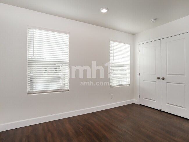 Building Photo - 6521 Enlightenment Dr