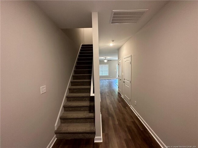 Building Photo - 348 Bahama Loop