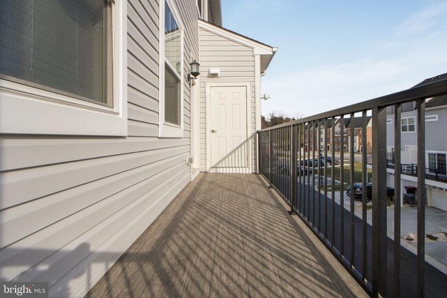 Building Photo - 7960 -B Potter Pl