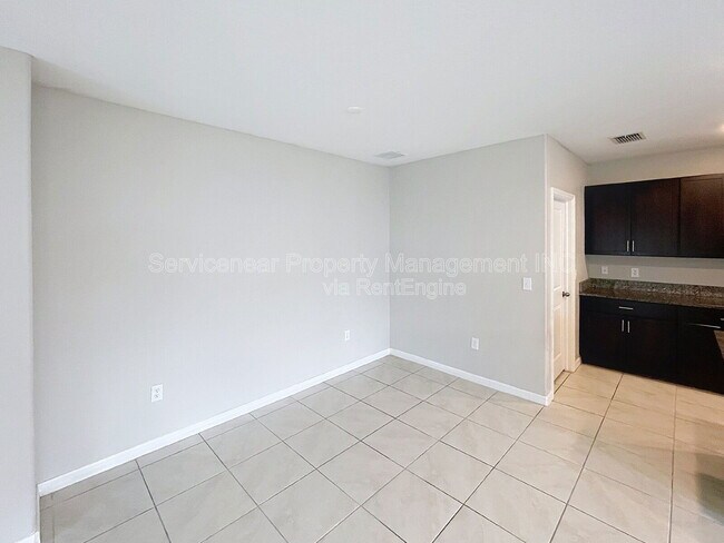 Building Photo - 10352 Blue Plume Ct