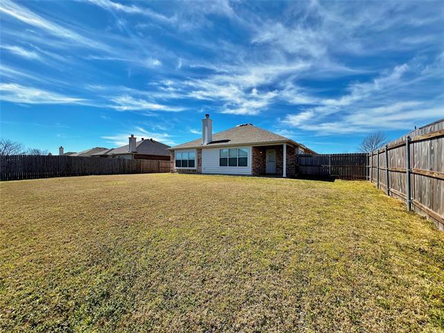 Building Photo - 1516 Shady Shores Dr