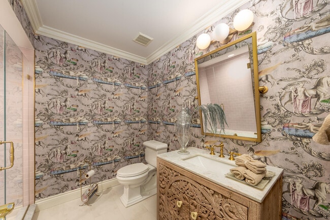 Building Photo - 16646 Brooklane Blvd