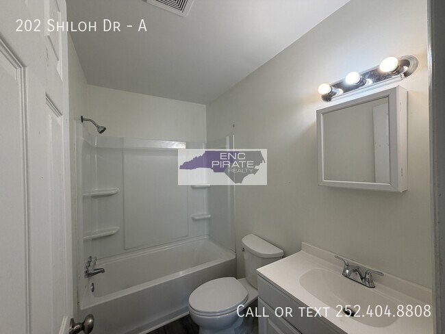 Building Photo - 202 Shiloh Dr