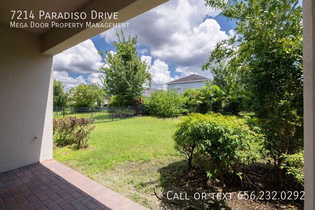 Building Photo - 7214 Paradiso Dr