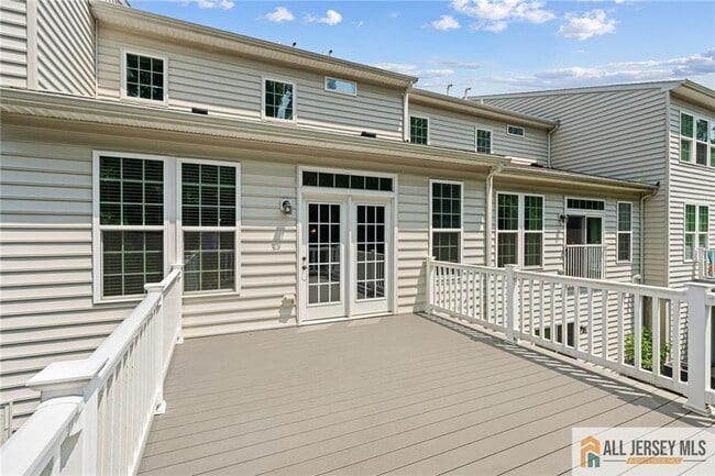 Building Photo - 89 Isabelle Ct