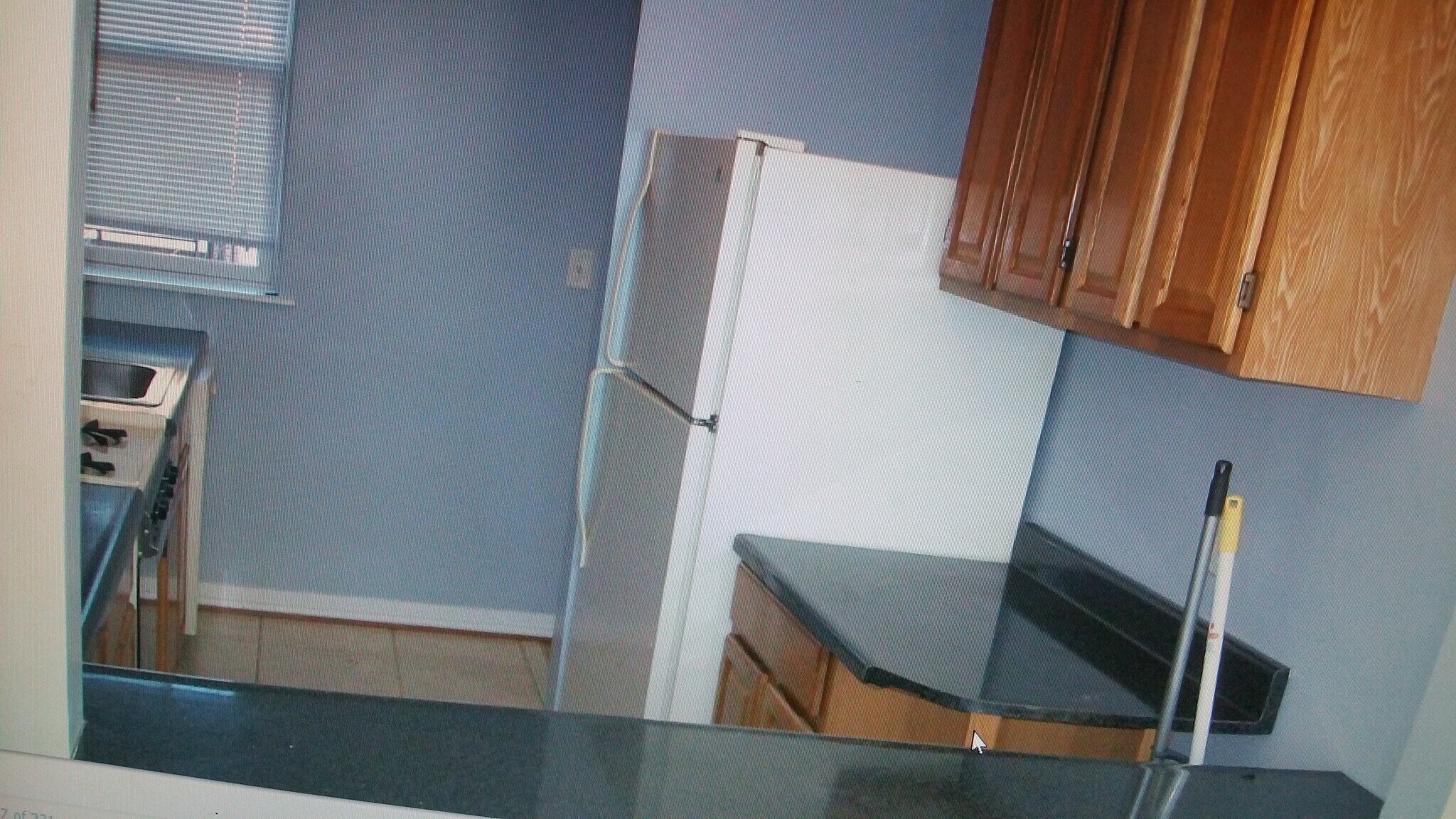 Building Photo - 19 S Broadway