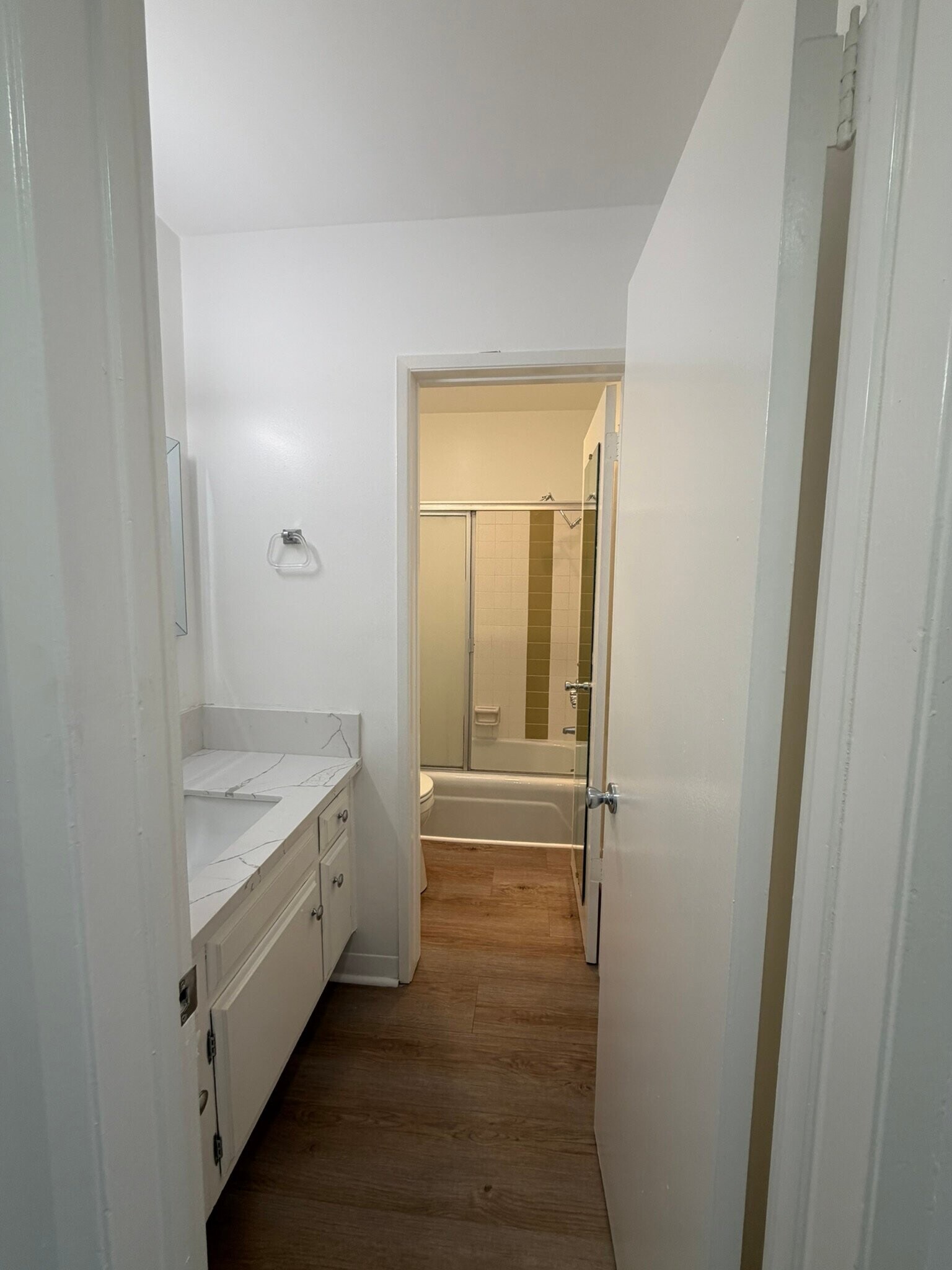 Building Photo - 1825 N Gramercy Pl