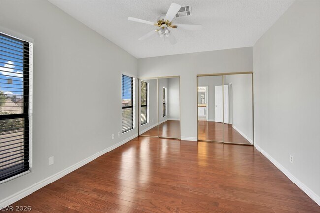 Building Photo - 8136 Spur Ct