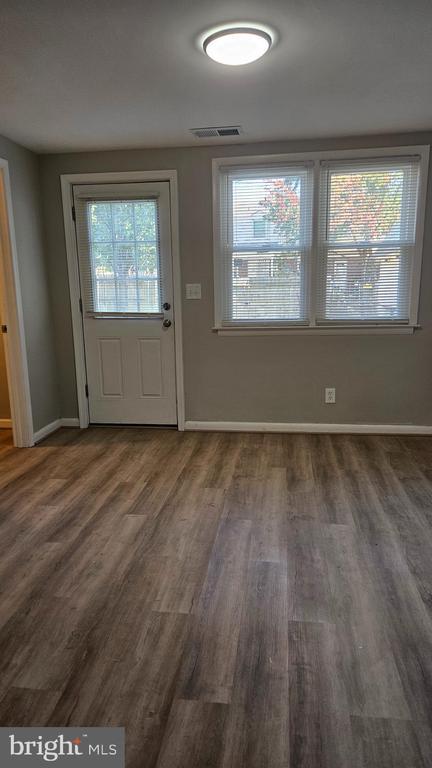 Primary Photo - 2015 Dineen Dr