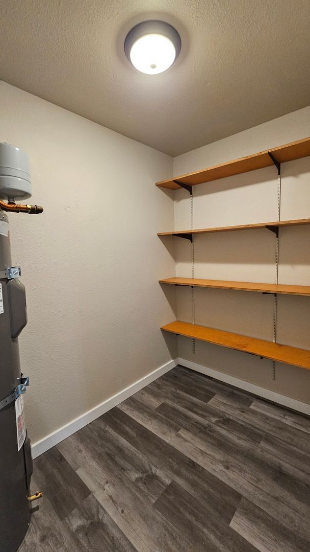 Building Photo - Newly Remodeled Edgewood Duplex with Scenic Views & Privacy