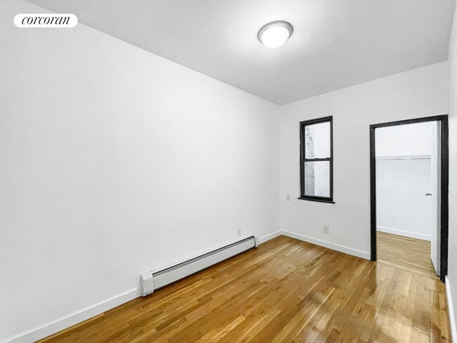 Building Photo - 523 W 49th St