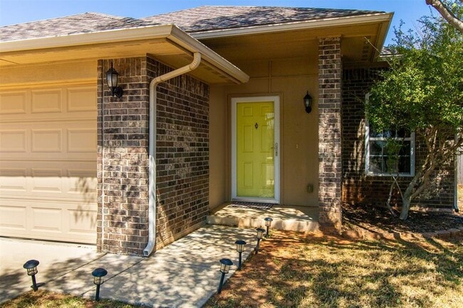 Building Photo - 900 Switzerland Ave