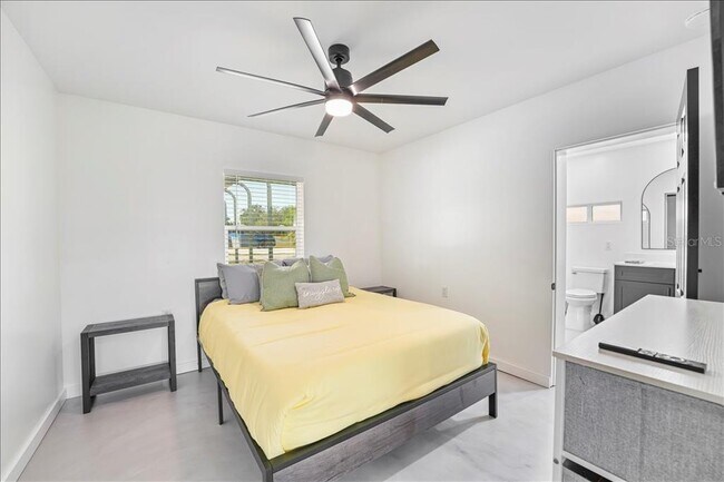 Building Photo - 5021 US-301