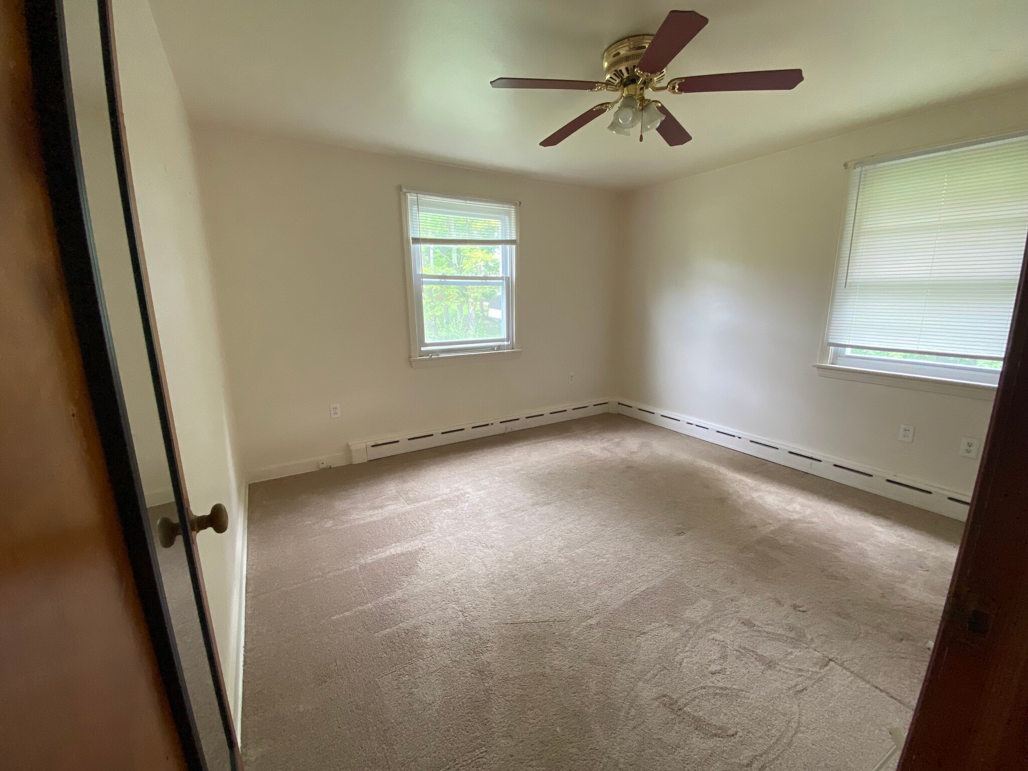 Building Photo - 2044 Belton St