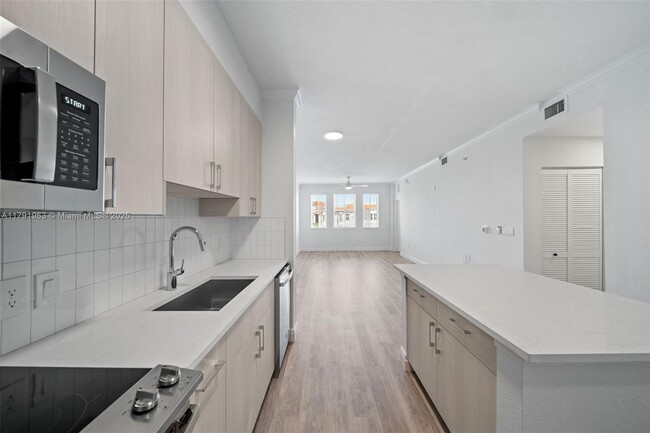 Building Photo - 10170 SW 7th St