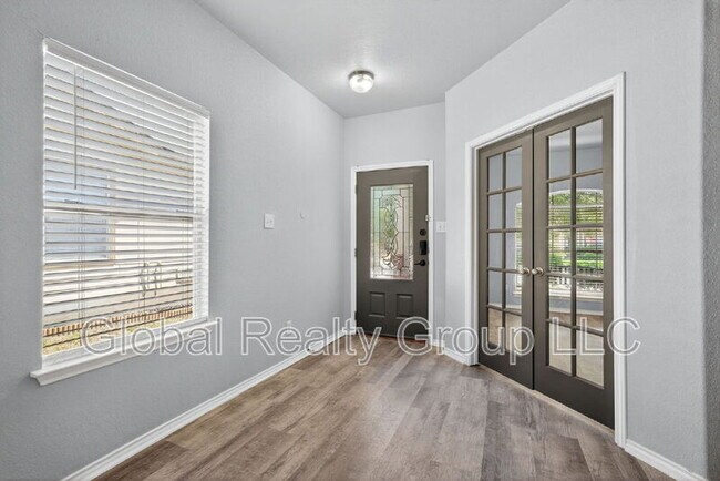 Building Photo - 140 Clapboard Run