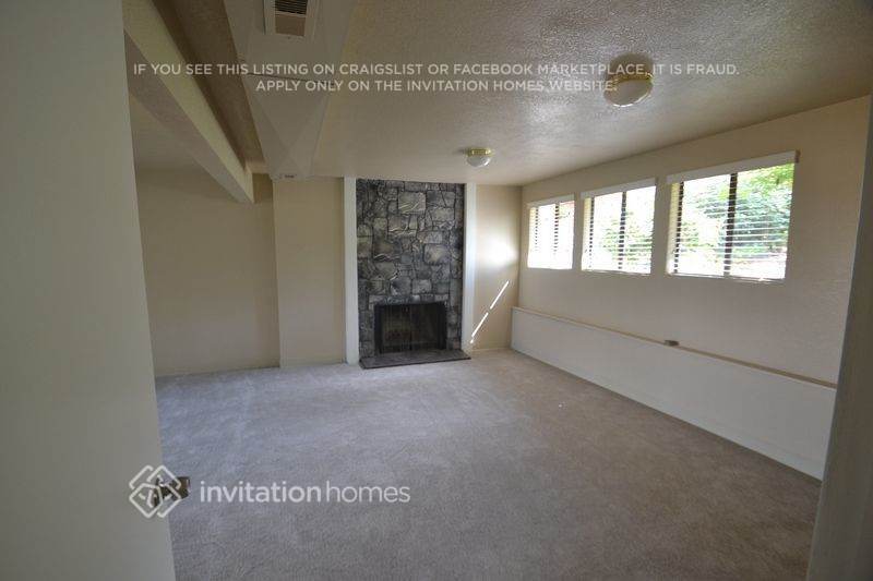 Building Photo - 4504 S 263rd St