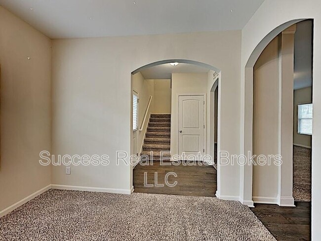 Building Photo - 65 Timberland Trace Way