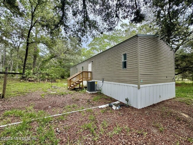 Building Photo - 108 Willow Trail