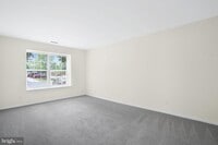 Building Photo - 1207 Yarmouth Ln
