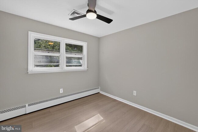 Building Photo - 6104 St John Dr