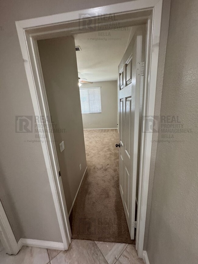 Building Photo - Gorgeous Murrieta Home with Main Floor Bedroom and Bathroom