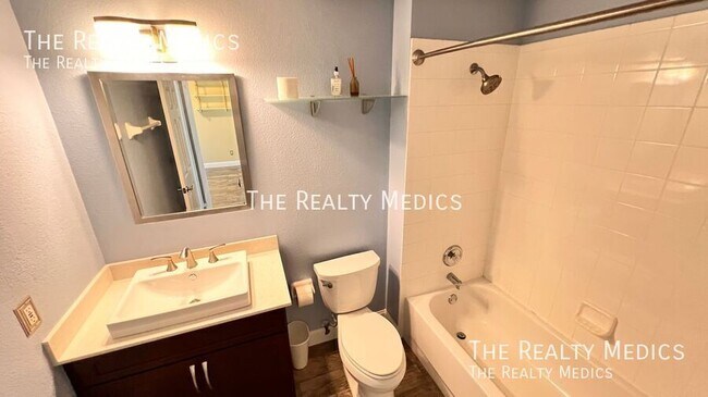 Building Photo - 7344 Grotto Ave