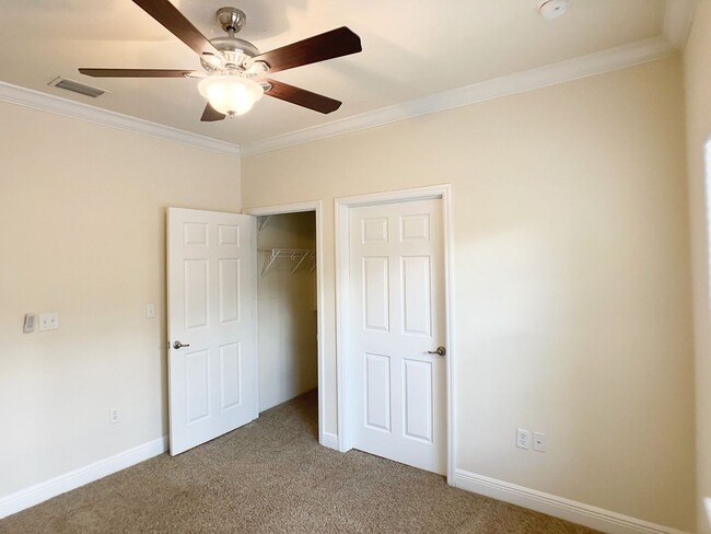 Building Photo - Margaret's Manor - Beautiful 2 Bedroom, 2 ...