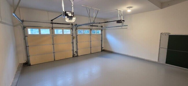 Building Photo - 3610 Hedge Arbor Ct