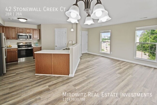 Building Photo - 42 Stonewall Creek Ct