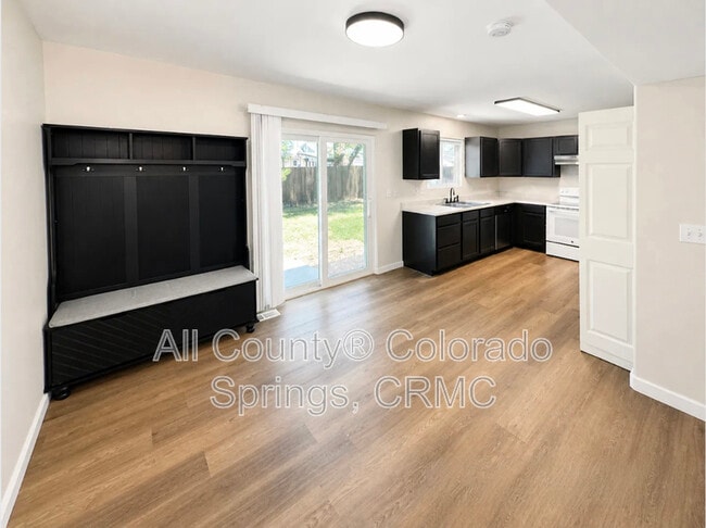 Building Photo - 235 Ellers Grove