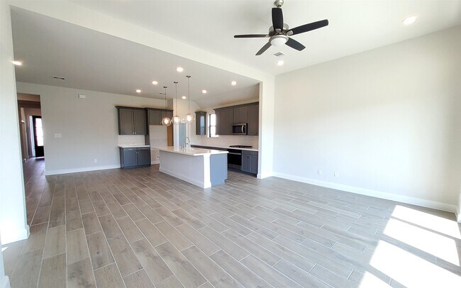 Building Photo - 29619 Smokey Bourbon Ln