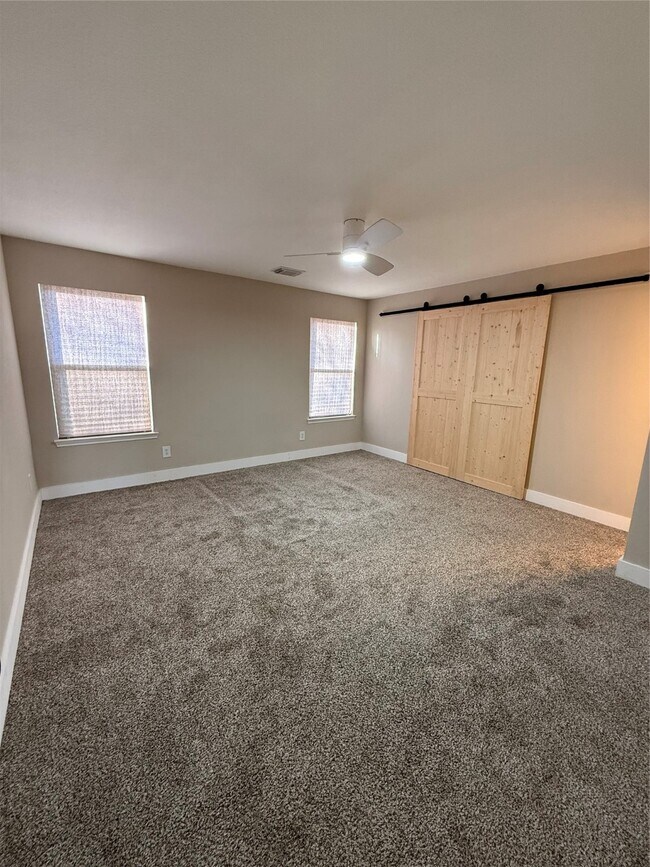 Building Photo - 3819 Banks Ridge Ln