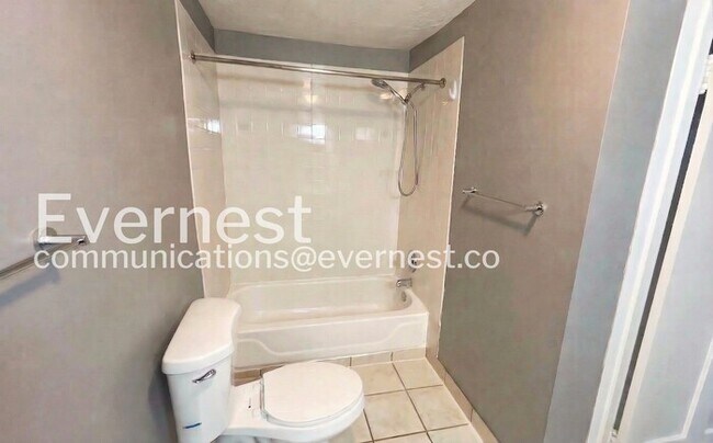 Building Photo - 15218 Shiloh Rd