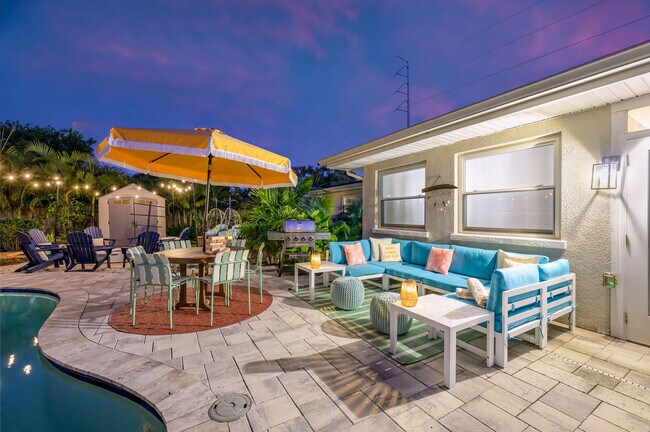 Building Photo - 10861 62nd Ave N