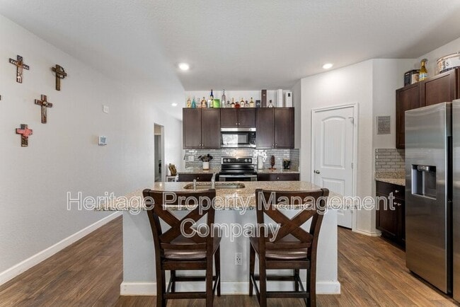 Building Photo - 829 Margay Lp