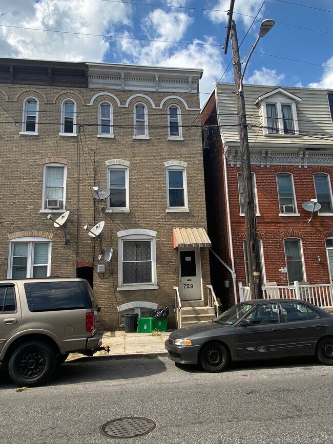 Building Photo - 729 W Philadelphia St