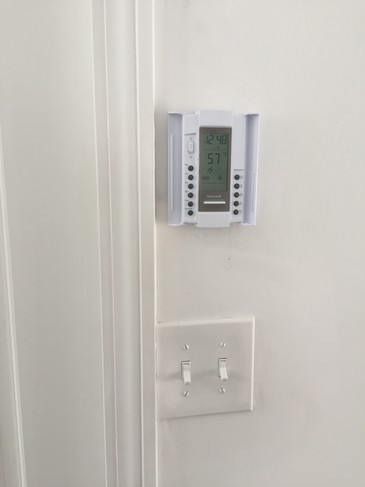 Programmable thermostat - 183 Whiley Rd