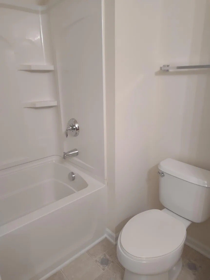 Building Photo - Room in Townhome on Singleleaf Lane