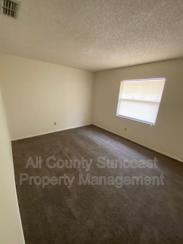 Building Photo - 519 E Curlew Pl